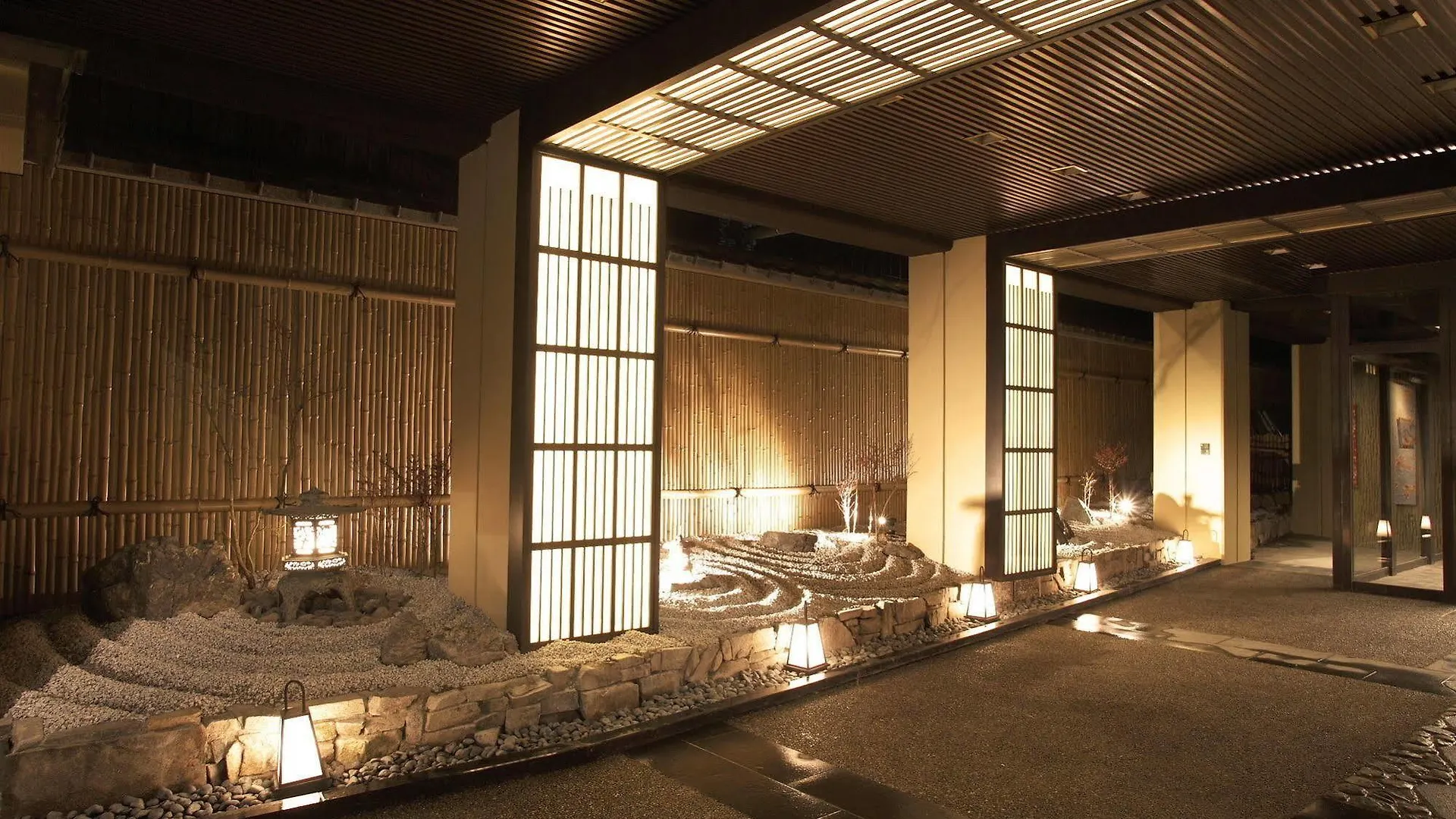 Matsui-Bekkan Hanakanzashi Kyoto Ryokan